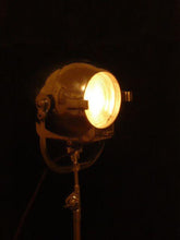 VINTAGE THEATRE LIGHT ANTIQUE LAMP FILM STUDIO ART DECO STRAND TRIPOD PATT 123 - The Vintage Lighting Company LTD