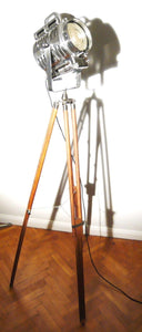 1940's ARNOLD & RICHTER MUNICH ANTIQUE FILM SPOT LIGHT PRESENTED ON A WOODEN TRIPOD - The Vintage Lighting Company LTD